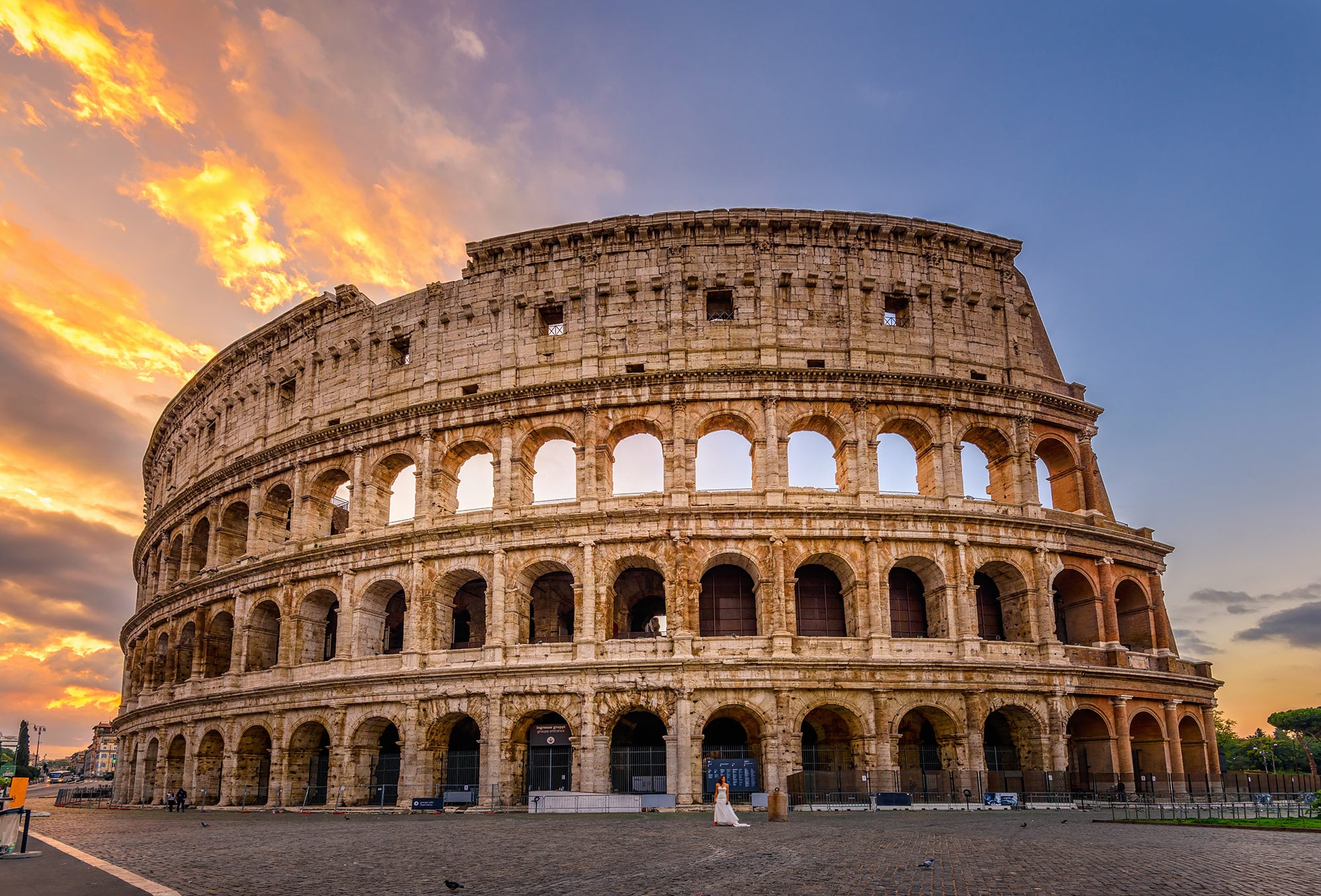 Colosseum_leonardo_express_shutterstock_789412159